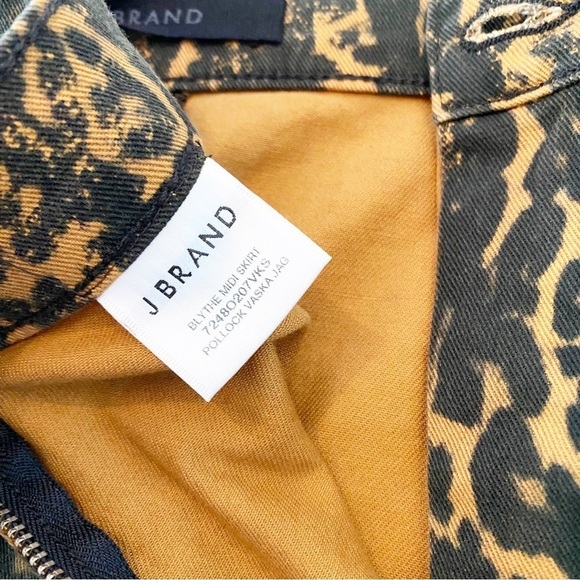J BRAND Blythe Animal Print High Waist Midi Skirt - Picture 6 of 8